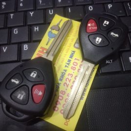 Chìa Khóa Toyota Camry Mỹ – Chìa Khóa Remote 4 Nút